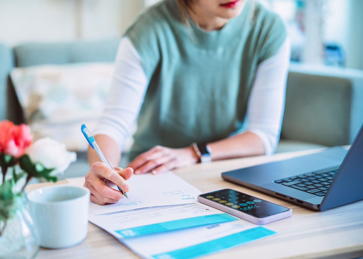 Most Common Financial New Year's Resolutions Thumbnail